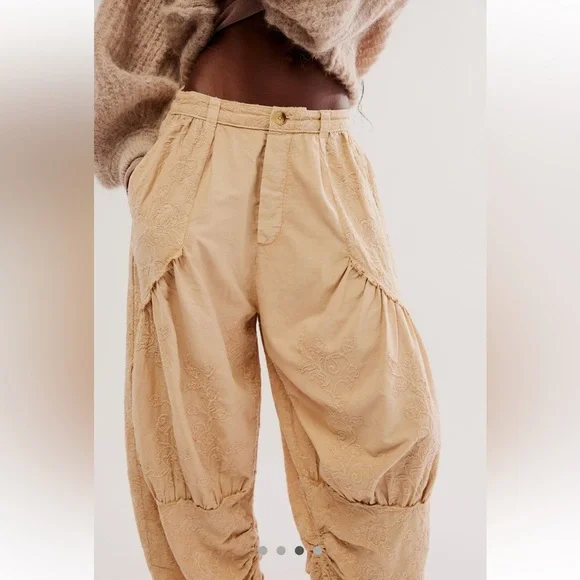 NEW Free People Easy Love Embroidered Pull On Bleached Sand Mid Rise Pants XL